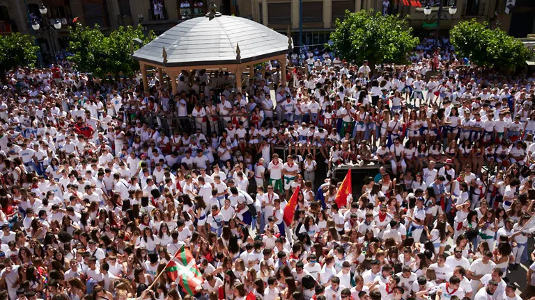 Chupinazo de las fiestas de Tafalla 2019. PABLO LASAOSA 1