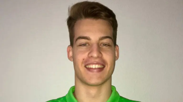 El húngaro Marton Irmes segundo refuerzo para Waterpolo Navarra WATERPOLO NAVARRA