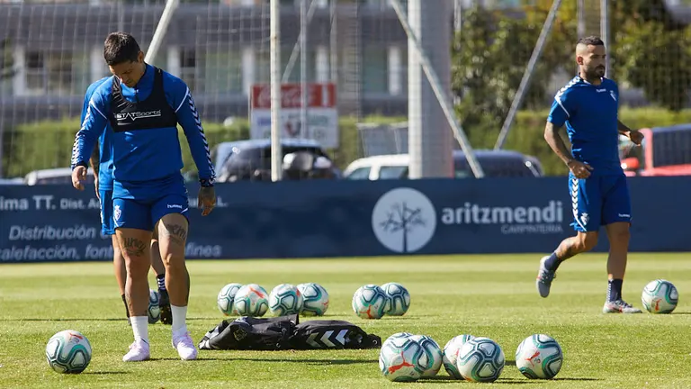 Último entrenamiento de Osasuna en Tajonar antes del inicio de la temporada en su vuelta a Primera División. IÑIGO ALZUGARAY