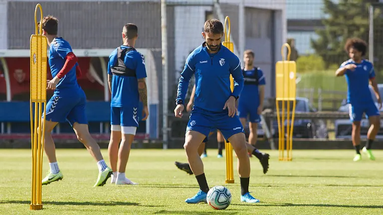 Último entrenamiento de Osasuna en Tajonar antes del inicio de la temporada en su vuelta a Primera División. IÑIGO ALZUGARAY
