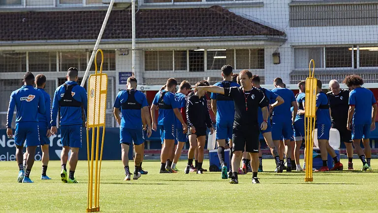 Último entrenamiento de Osasuna en Tajonar antes del inicio de la temporada en su vuelta a Primera División. IÑIGO ALZUGARAY