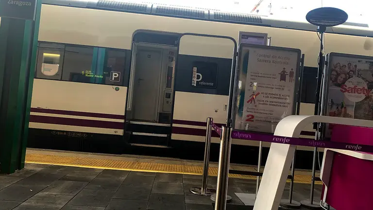 Vista de la estación de tren de Renfe en Pamplona en el barrio de San Jorge. ARCHIVO (2)