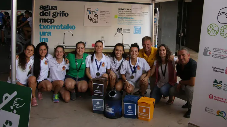 Voluntarios en el Europeo de patinaje en Pamplona. Cedida.