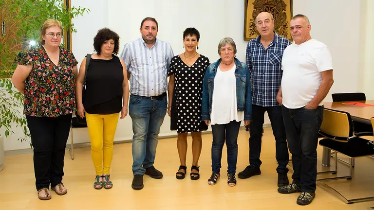 El Presidente del Parlamento de Navarra, Unai Hualde, se ha reunido esta mañana con una representación del colectivo Altsasuko Gurasoak. CEDIDA