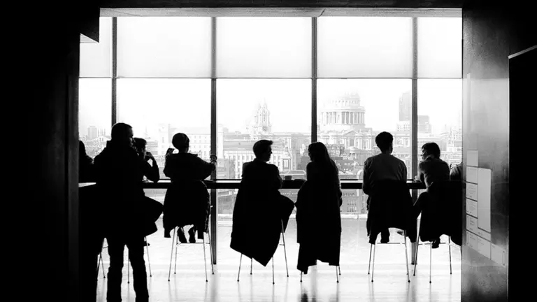 Imagen de archivo de un foro de barrio. ARCHIVO