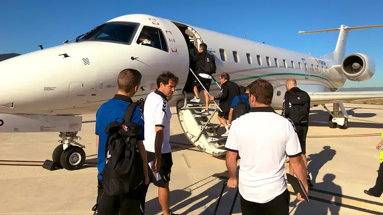 Vuelo charter de Osasuna desde Noáin. @CAOsasuna.
