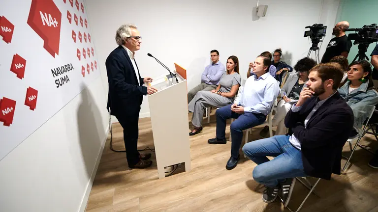 Carlos Pérez-Nievas, de Ciudadanos, analiza la situación política ante el inicio del curso político. PABLO LASAOSA 3