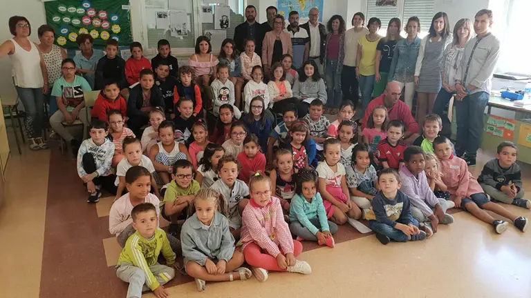 El consejero de Educación, Carlos Gimeno, visita el colegio La Balsa en Arróniz GOBIERNO DE NAVARRA