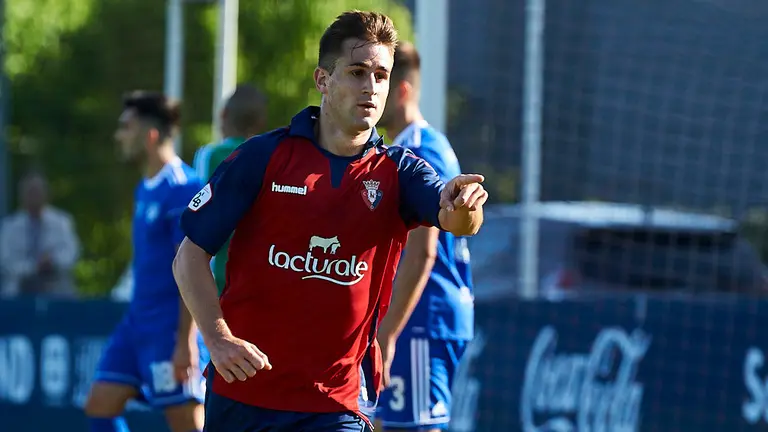 Barbero en el partido entre Osasuna Promesas y Arenas Guetxo en Tajonar. MIGUEL OSÉS