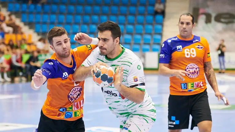 Partido entre HELVETIA ANAITASUNA - BENIDORM. PABLO LASAOSA 13