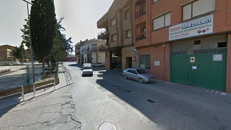 Imagen de la calle El Peso, de San Adrián, una de las cuales ha sido restaurada