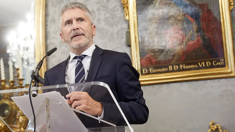 La presidenta del Gobierno de Navarra, María Chivite, se reúne con el ministro del Interior en funciones, Fernando Grande Marlaska. IÑIGO ALZUGARAY