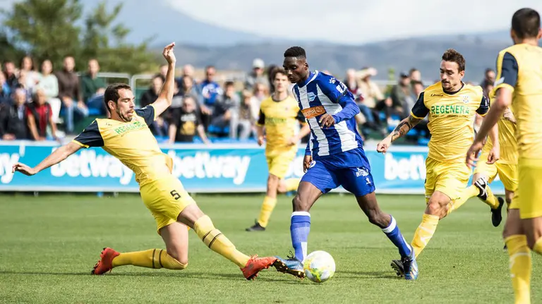 Partido entre el Deportivo Alavés B y el CD Izarra en Ibaia. @Alaves.