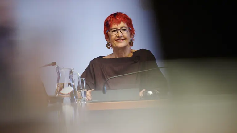 La consejera Santos Induráin comparece en el Parlamento de Navarra para informar sobre las líneas de actuación de su departamento. PABLO LASAOSA 1