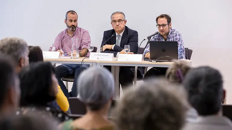 Reunión en la Chantrea para explicar las obras en el corredor María Auxiliadora AYUNTAMIENTO DE PAMPLONA