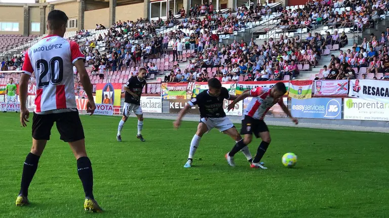 Partido entre la UD Logroñés y el Tudelano en Las Gaunas. @UDLogrones.