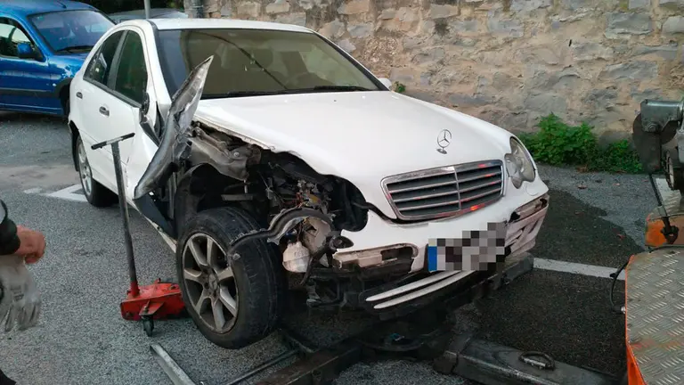Accidente ocurrido en la calle Vergel de Pamplona. POLICÍA MUNICIPAL DE PAMPLONA