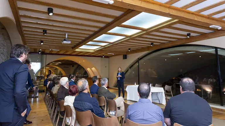 CaixaBank se reúne con accionistas en Navarra para explicarles los últimos resultados de la entidad CAIXABANK