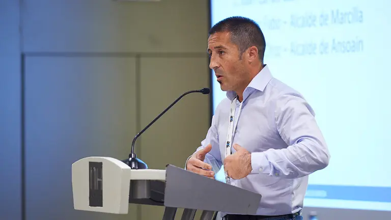 Juan Carlos Castillo, alcalde de Peralta, durante la Asamblea General Extraordinaria de Federación Navarra de Municipios y Concejos. MIGUEL OSÉS