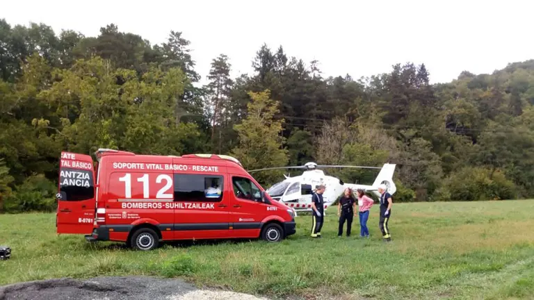 Evacuación en helicóptero de un joven acccidentado en Irurita BOMBEROS DE NAVARRA