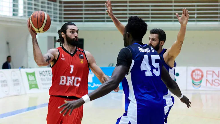 El Basket Navarra se enfrenta al Marbella en Arrosadía. PABLO LASAOSA 3