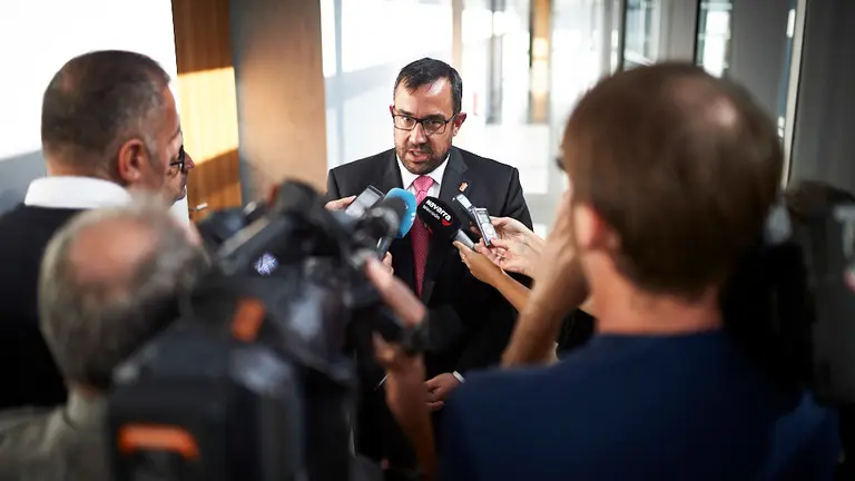 Comparecencia para que el vicepresidente Javier Remírez explique las consecuencias en el ámbito de Función Pública de la ejecución de las sentencias del TSJN sobre el decreto foral del euskera. MIGUEL OSÉS