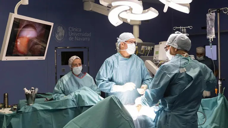 Urólogos de la Clínica Universidad de Navarra realizan el rescate de una recaída del cáncer de próstata CUN