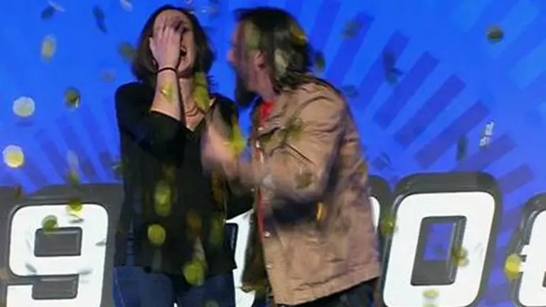 Momento en el que la navarra Belén celebra el bote conseguido en el programa. ETB