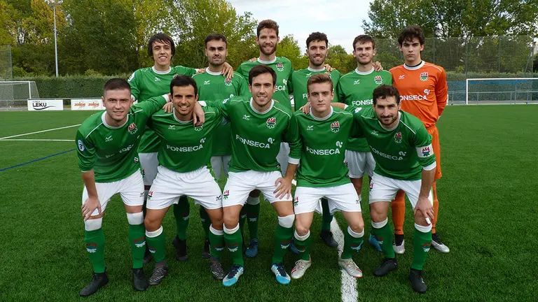 Equipo titular del San Juan 2019-20 ante el Huarte en el nuevo Areta.