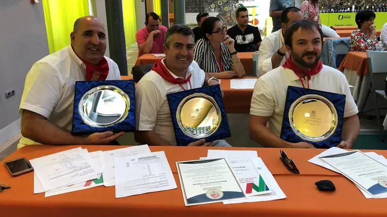 Mario Gómara, Roberto García y Carlos García, navarros vencedores del I Campeonato Internacional de Catadores CEDIDA