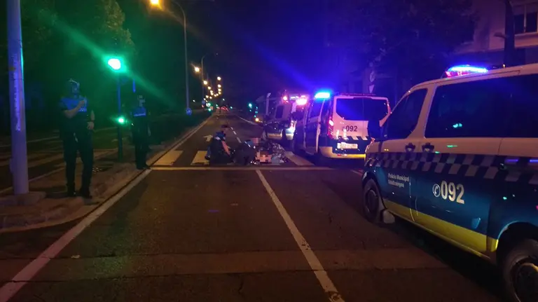 Atropello en la avenida Baja Navarra de Pamplona POLICÍA MUNICIPAL DE PAMPLONA