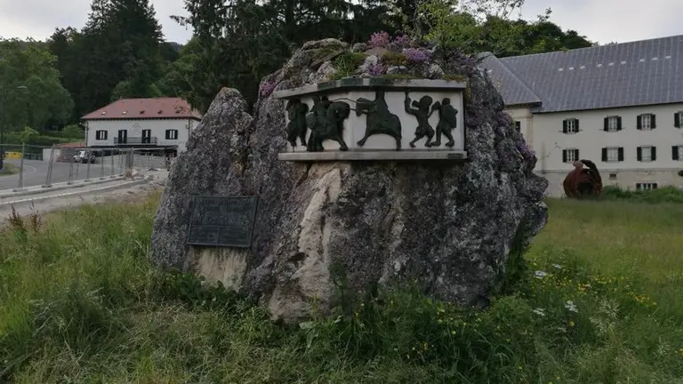 Monumento en recuerdo a la batalla de Roncesvalles ARCHIVO