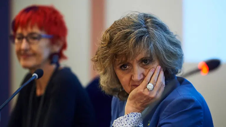 En Pamplona, la ministra de Sanidad, Consumo y Bienestar Social, María Luisa Carcedo, inaugura el I Foro Sanidad, Medicina y Ciudadanía. MIGUEL OSÉS