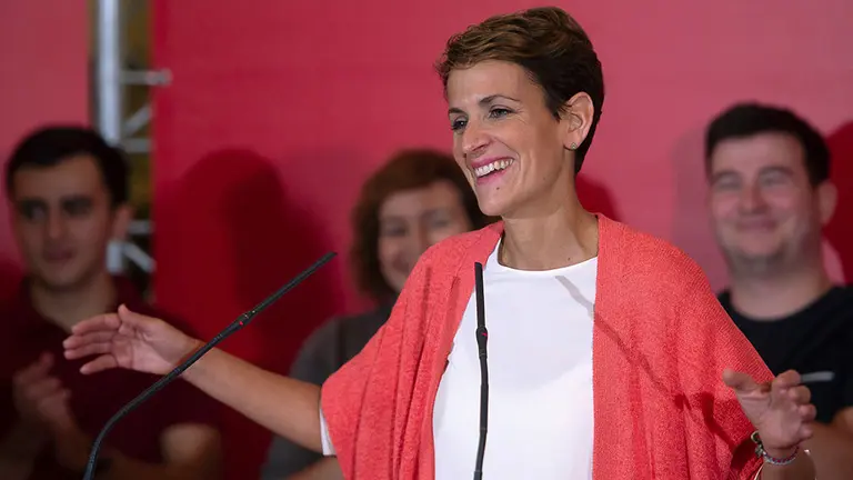GRAF4116. CINTRUÉNIGO (NAVARRA), 20/10/2019.- La secretaria general del PSN-PSOE, y presidenta de Navarra María Chivite), durante su intervención en un mitin del partido en Cintruénigo (Navarra). EFE/Iñaki Porto.