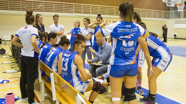 Tiempo muerto del FNB Ardoi en Arrosadía. Web FNB Ardoi.