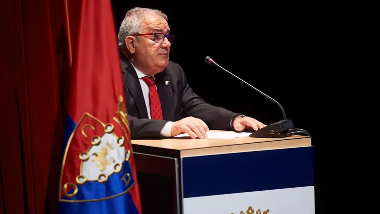 Luis Sabalza. Asamblea del CLub Atletico Osasuna para la aprobacion de los presupuestos. MIGUEL OSÉS