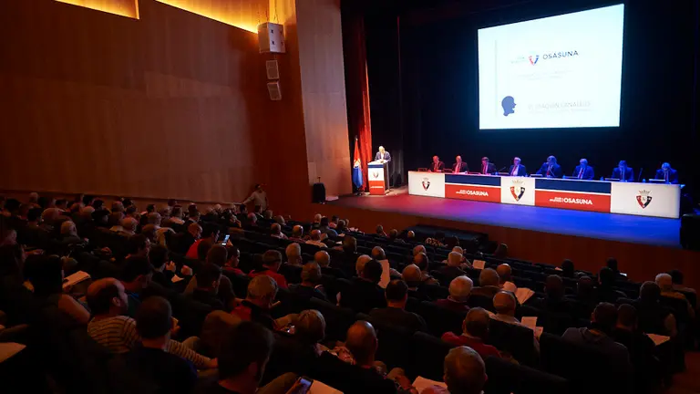 Asamblea del CLub Atletico Osasuna para la aprobacion de los presupuestos. MIGUEL OSÉS