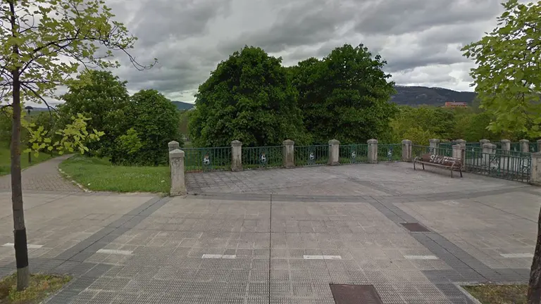 Entrada al parque de Biurdana en Pamplona ARCHIVO