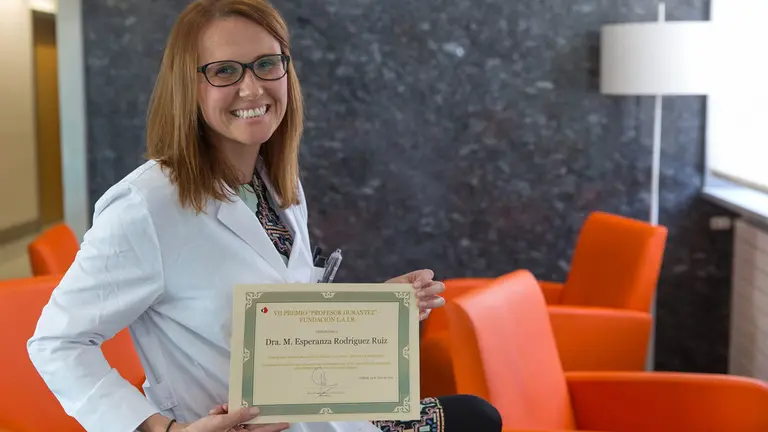 La especialista de la Clínica Universidad de Navarra María Rodríguez recibe el Premio Profesor Durántez de la Fundación LAIR a la mejor publicación científica en inmunología tumoral