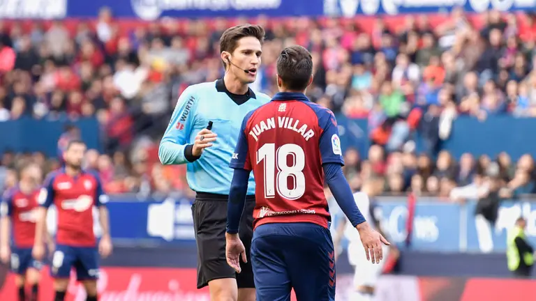 Osasuna se enfrenta al Alavés en el Sadar de Pamplona. PABLO LASAOSA 12