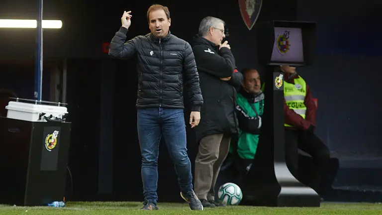 Arrasate Partido de La Liga Santander entre Osasuna y Alavés disputado en El Sadar. IÑIGO ALZUGARAY