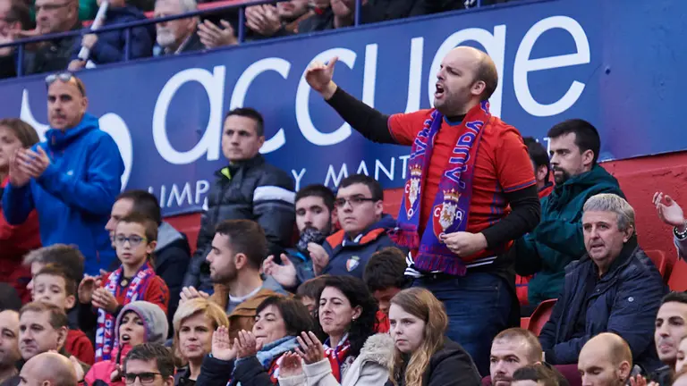 Osasuna se enfrenta al Alavés en el Sadar de Pamplona. PABLO LASAOSA 23
