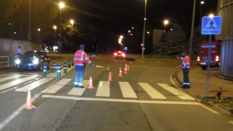 Atropello de una mujer en la avenida de Villava de Burlada POLICÍA FORAL