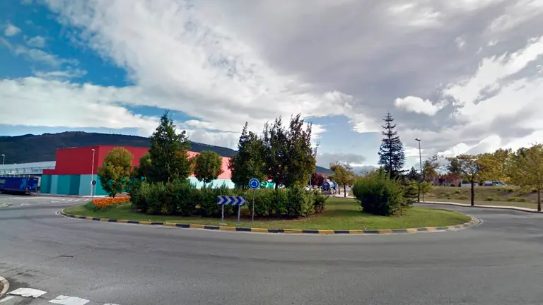 Rotonda en el Polígono de Agustinos donde se colocará la estatua de San Agustín.