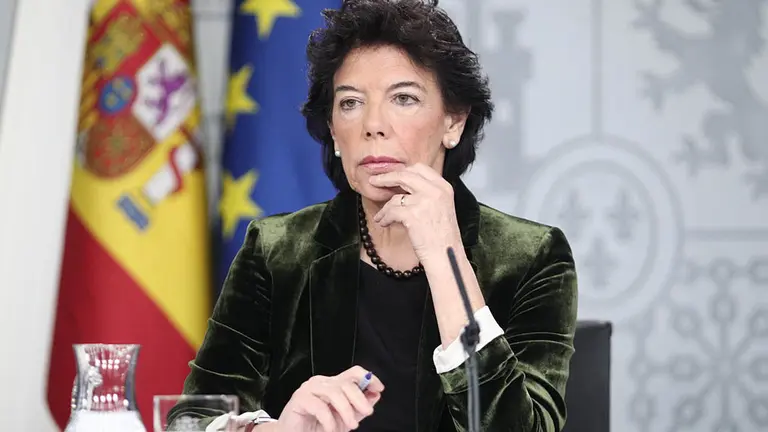 La ministra Portavoz, y de Educación y Formación Profesional en funciones, Isabel Celaá, comparece en rueda de prensa tras la celebración del último Consejo de Ministros en Moncloa previo a las elecciones del 10N, Madrid (España), a 8 de noviembre de 2019.

08 noviembre 2019, elecciones noviembre, PSOE

11/8/2019