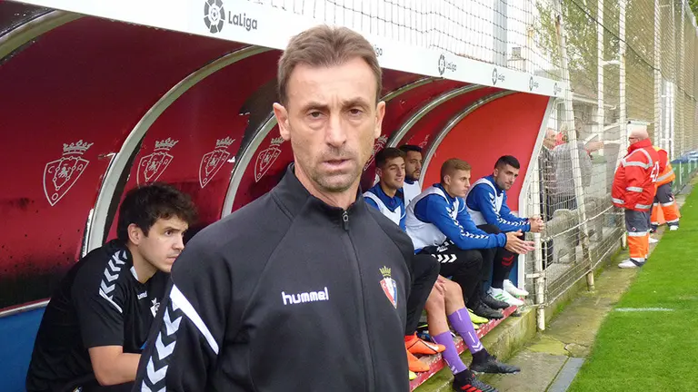 Castillejo en el banquillo de Osasuna Promesas en Tajonar