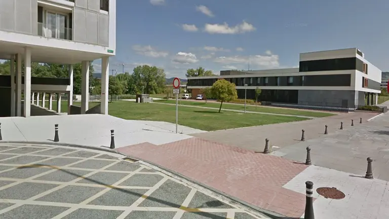 Lateral del Ayuntamiento de Valle de Egüés. ARCHIVO