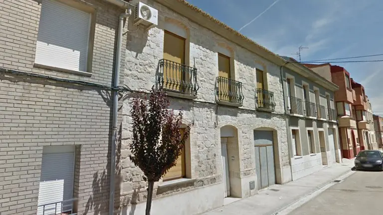 Vivienda de Cabanillas donde resultaron intoxicados cinco miembros de una familia ARCHIVO