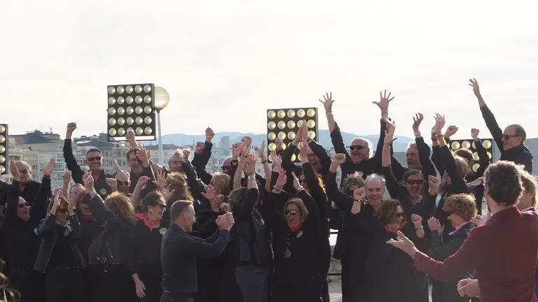 El coro navarro Divertimento tras conocer el veredicto. CEDIDA