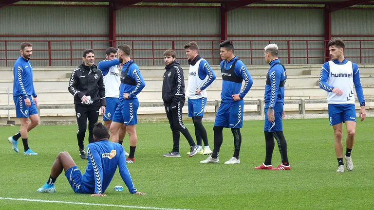 Entrenamiento de Osasuna en Tajonar.